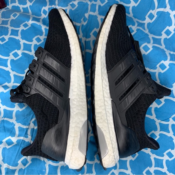Adidas Women’s size 10 Ultraboost 4.0 core black triple white low top dna wmns - Picture 6 of 11